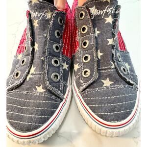 Blowfish Malibu Women's Sneakers Tennis Shoes, Red/White/Blue/Stars, Size 7.5